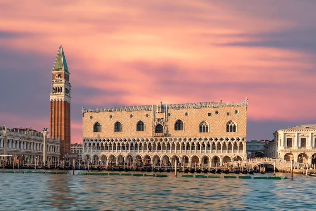 San Marco - Elegante Suite Veneza Exterior foto